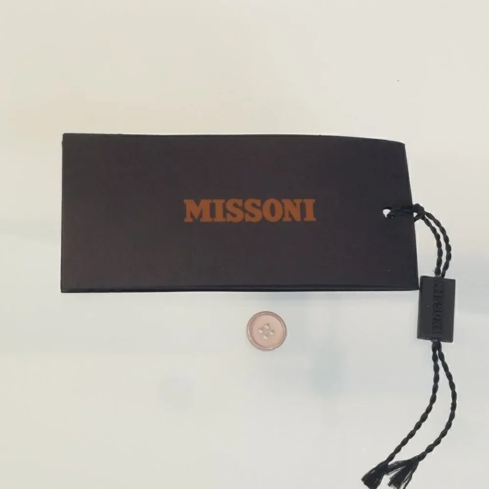 Missoni Replacement Button 4 Hole Gray Plastic Button - Picture 6 of 8
